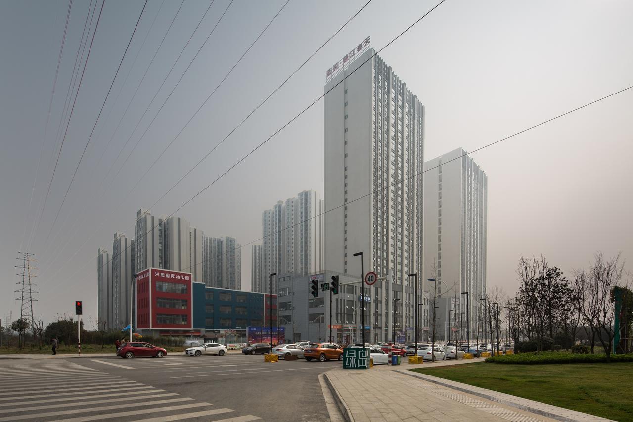 Chengdu Prolit Hotel Luaran gambar